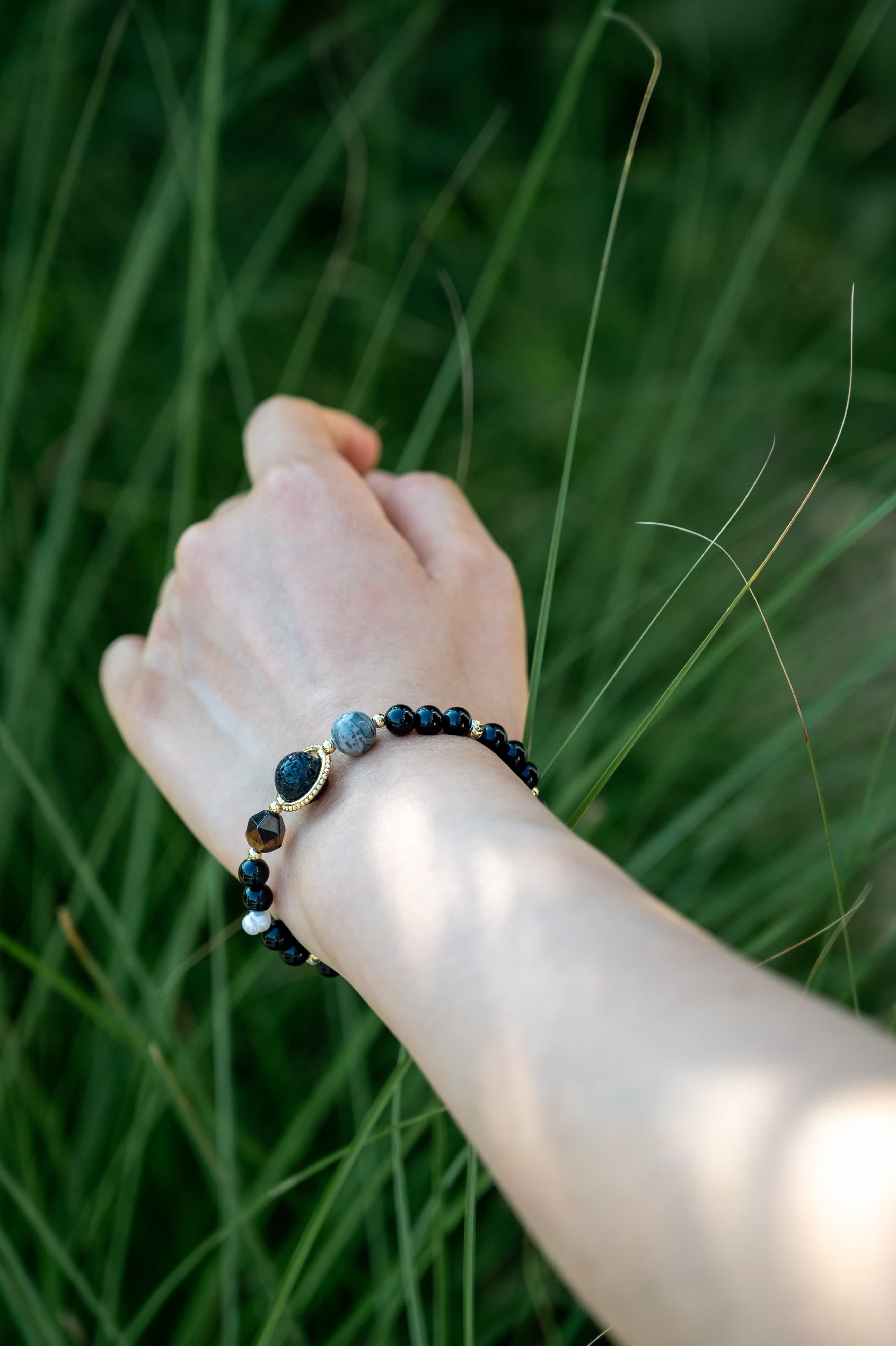 POSITIVE ENERGY Fortune-Turning Lava Stone & Obsidian Bracelet