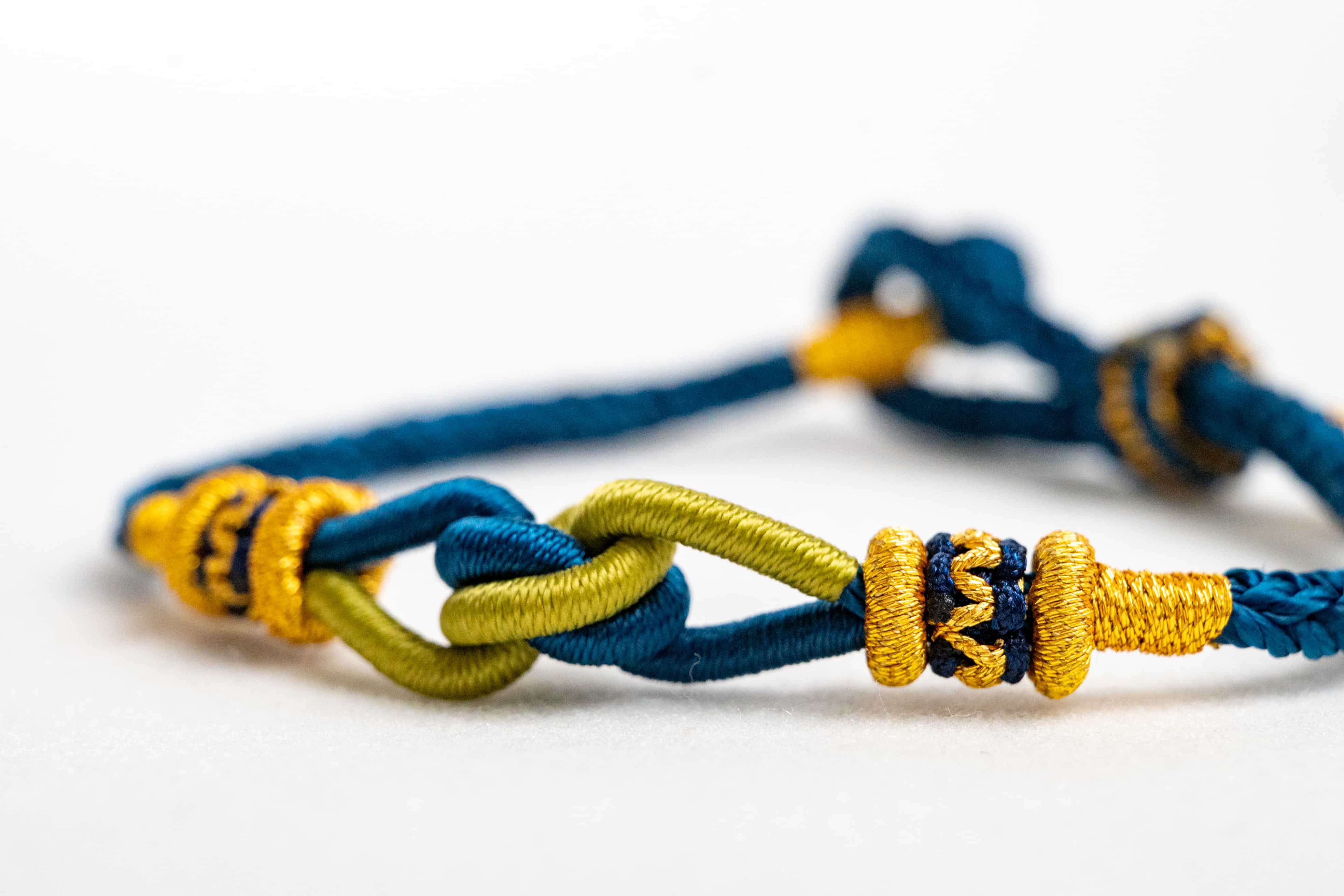 INFINITY GOOD LUCK LOOP LUCKY KNOT BRACELET|Perfect Handmade Positive EnergyGift