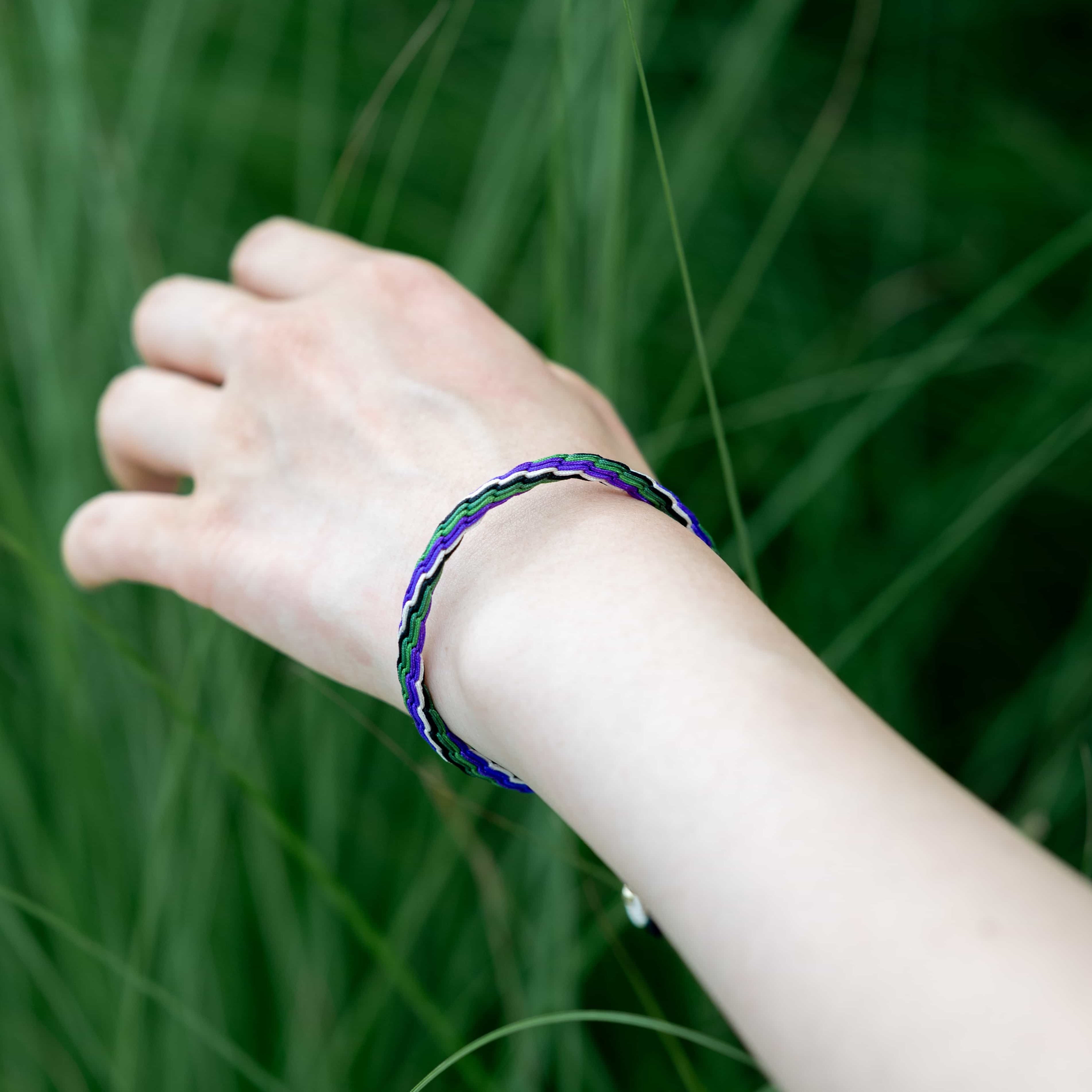 "PURE BRIGHTNESS": Purple and Green Handmade Braided Bracelet for Gratitude